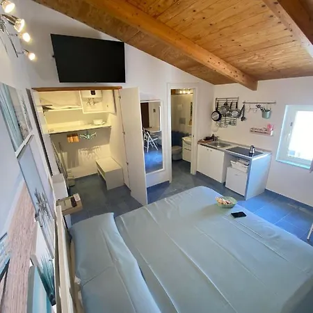 La Finestrella Bed & Breakfast Gaeta Exterior photo